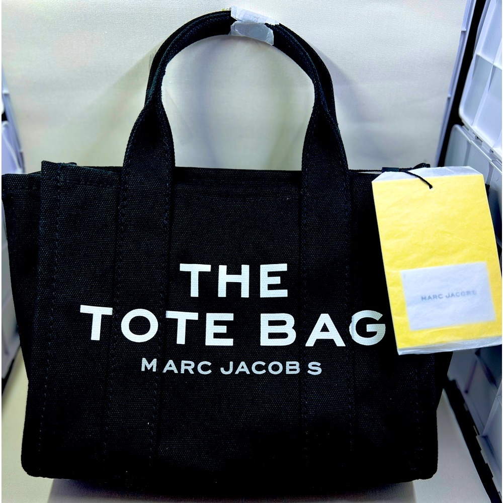 NWT Marc Jacob’s The Tote Bag Small
